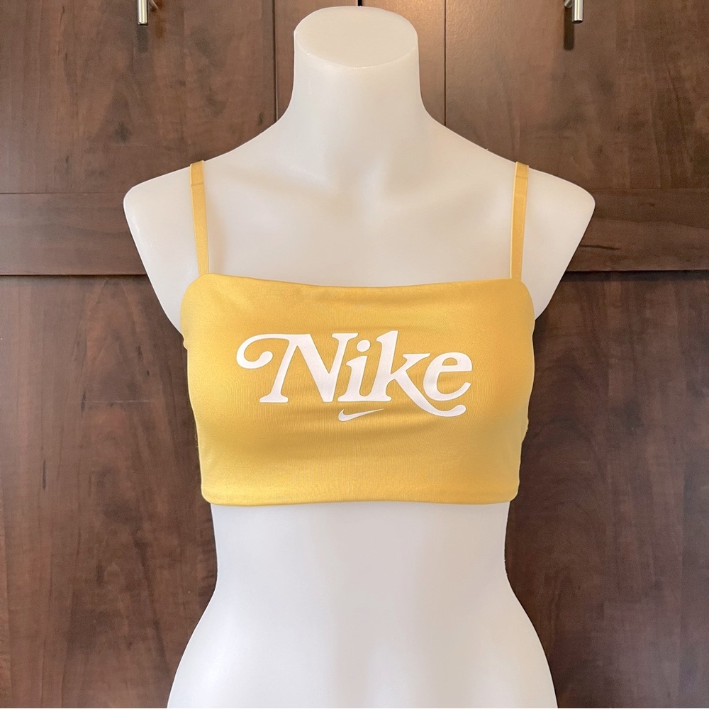 NIKE Retro Femme Bandeau Sports Bra - Mango, Medium